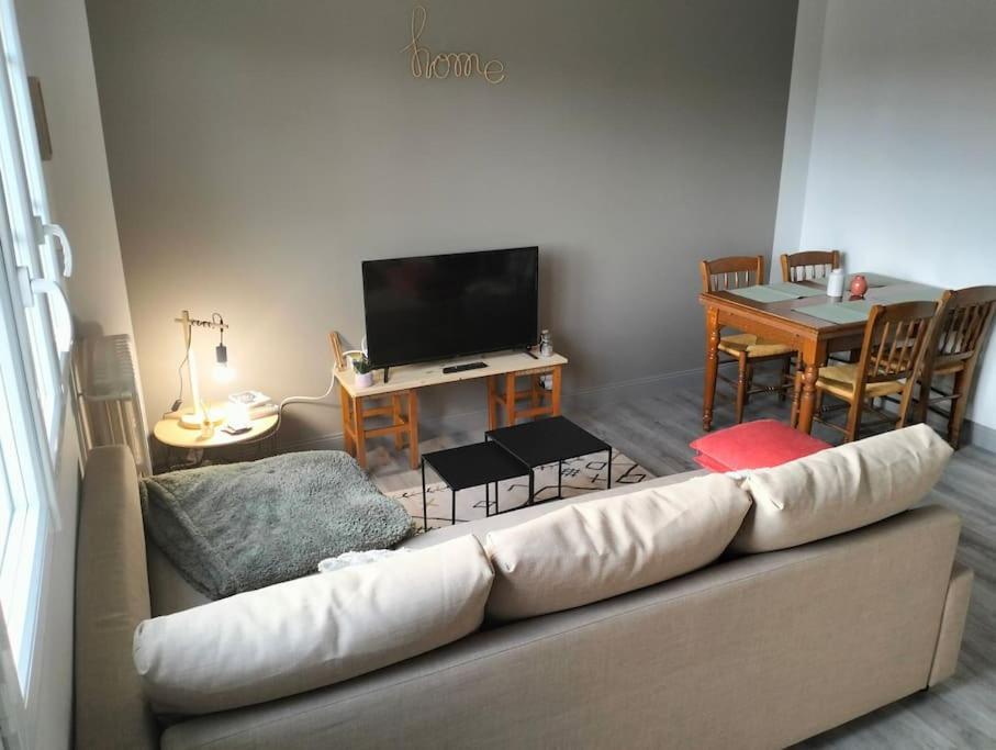 Logement, Vue Sur 1 Min Du Metro * Toulouse